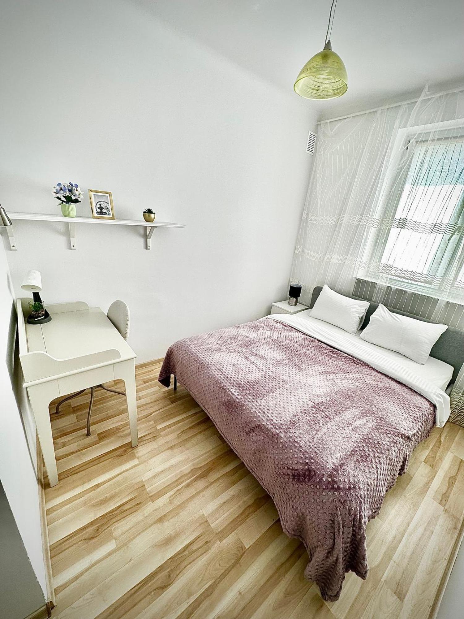 Apartamento Apartament Blisko Centrum Varsovia Exterior foto